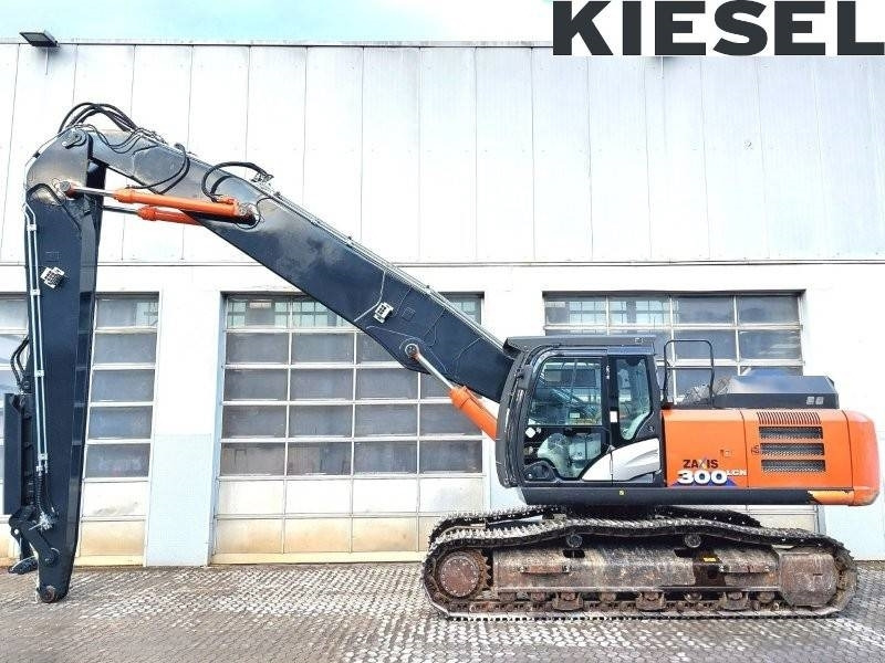 Hitachi ZX 300 LCN-6 - Bontó kotrógép: 1 kép. Hitachi ZX 300 LCN-6 - Bontó kotrógép: 1 kép.
