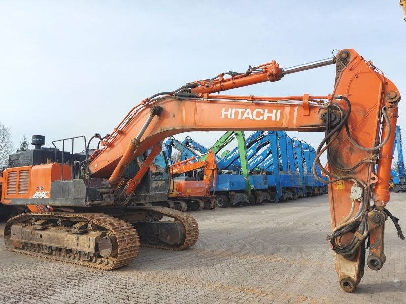 Hitachi ZX 490 LCH-6 - Lánctalpas kotró: 4 kép. Hitachi ZX 490 LCH-6 - Lánctalpas kotró: 4 kép.