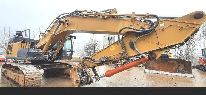 Hitachi ZX 490 LCH-6 - Lánctalpas kotró: 4 kép. Hitachi ZX 490 LCH-6 - Lánctalpas kotró: 4 kép.