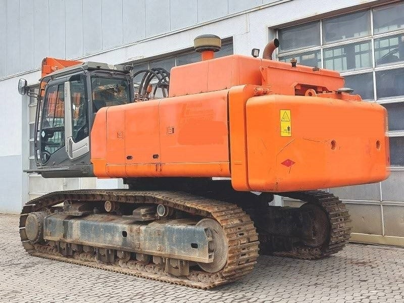 Hitachi ZX 520 LCD-3 - Bontó kotrógép: 3 kép. Hitachi ZX 520 LCD-3 - Bontó kotrógép: 3 kép.