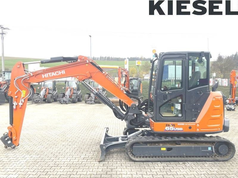 Hitachi ZX 65 USB-6 - Minikotró: 1 kép. Hitachi ZX 65 USB-6 - Minikotró: 1 kép.
