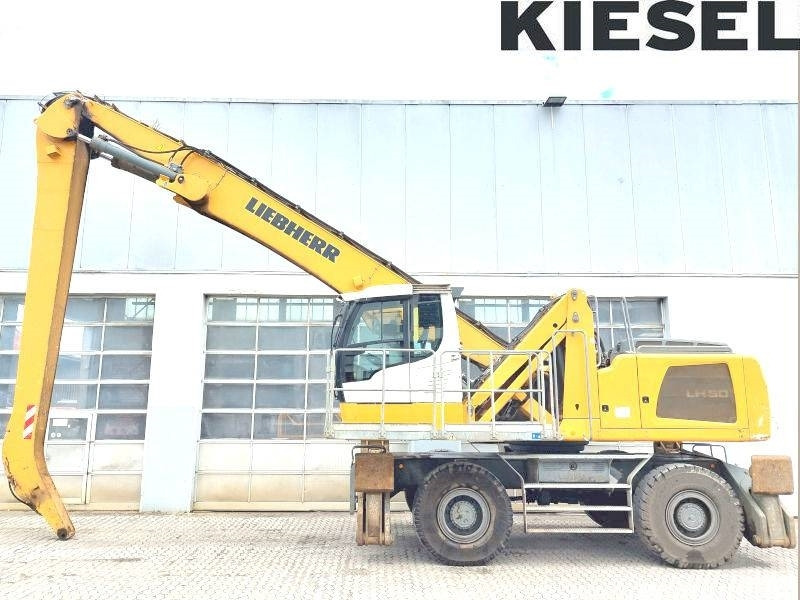 Liebherr LH 50 - Hulladék kotró: 1 kép. Liebherr LH 50 - Hulladék kotró: 1 kép.