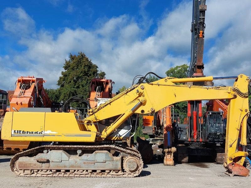 Liebherr R 944 VH - Bontó kotrógép: 5 kép. Liebherr R 944 VH - Bontó kotrógép: 5 kép.
