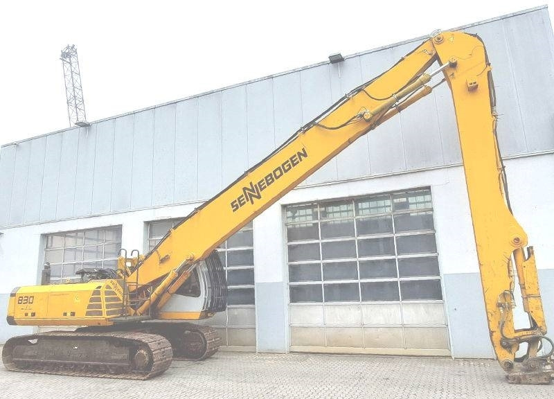 Sennebogen 830 - Kotrógép: 4 kép. Sennebogen 830 - Kotrógép: 4 kép.