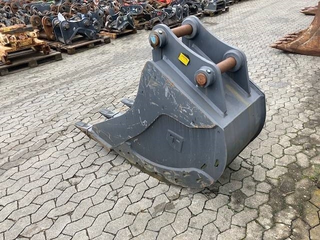 Triga 700mm  - Kotró kanál: 1 kép. Triga 700mm  - Kotró kanál: 1 kép.