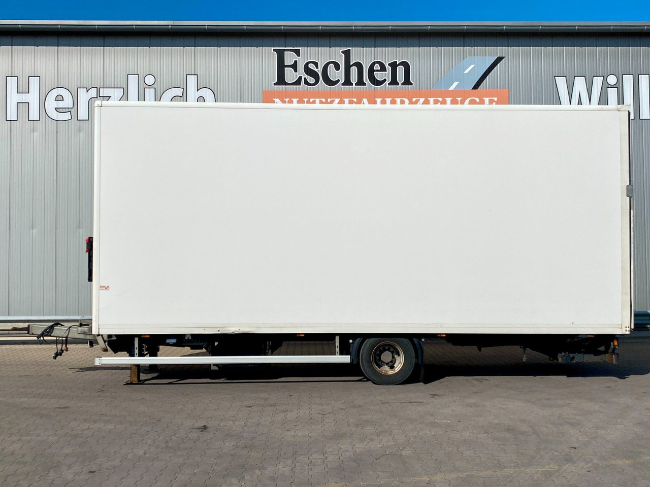 Ackermann Z-KA-F 105/76 | Dautel LBW*Zwillingsreifen*EBS Ackermann Z-KA-F 105/76 | Dautel LBW*Zwillingsreifen*EBS - Pótkocsi dobozos: 2 kép. Ackermann Z-KA-F 105/76 | Dautel LBW*Zwillingsreifen*EBS Ackermann Z-KA-F 105/76 | Dautel LBW*Zwillingsreifen*EBS - Pótkocsi dobozos: 2 kép.