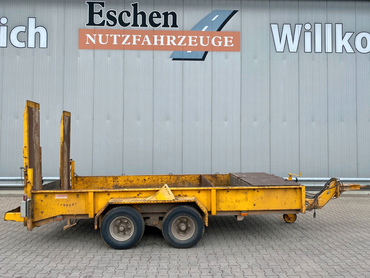 Blomenröhr Anhänger Tieflader | Ladehöhe: ca. 600mm*Blatt - Pótkocsi mélybölcsős: 5 kép. Blomenröhr Anhänger Tieflader | Ladehöhe: ca. 600mm*Blatt - Pótkocsi mélybölcsős: 5 kép.