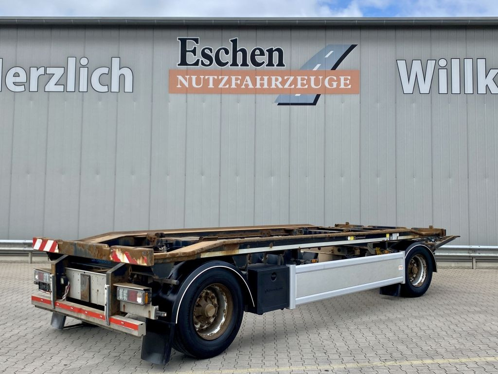 Hüffermann HN-AV 001 Außenrollen Abrollcontainer HU02/2026 - Multiliftes/ Konténerszállító pótkocsi: 4 kép. Hüffermann HN-AV 001 Außenrollen Abrollcontainer HU02/2026 - Multiliftes/ Konténerszállító pótkocsi: 4 kép.