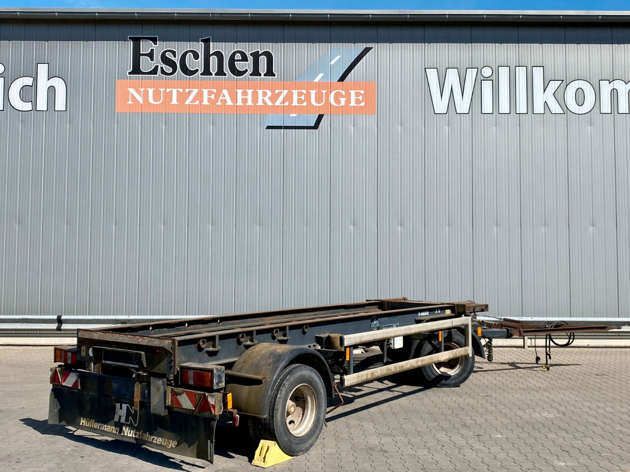 Hüffermann HSA 18.65 | Reifenprofil: 75%*Blatt*50mm Zugauge - Multiliftes/ Konténerszállító pótkocsi: 4 kép. Hüffermann HSA 18.65 | Reifenprofil: 75%*Blatt*50mm Zugauge - Multiliftes/ Konténerszállító pótkocsi: 4 kép.