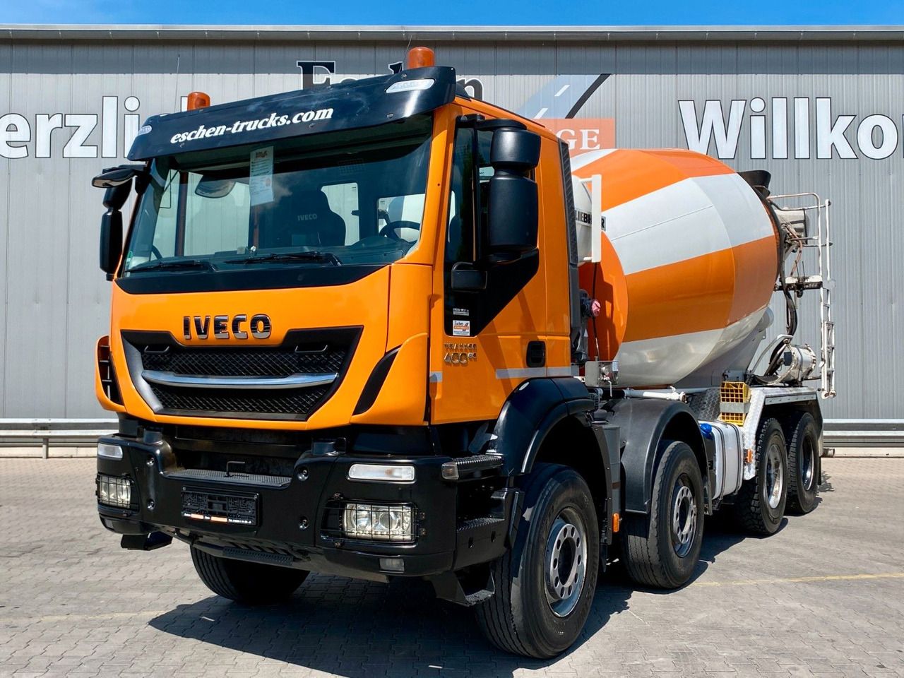 Iveco Trakker AD 340 TB 400/8x4 | 9m³ Liebherr*Navi*AC - Betonmixer: 1 kép. Iveco Trakker AD 340 TB 400/8x4 | 9m³ Liebherr*Navi*AC - Betonmixer: 1 kép.