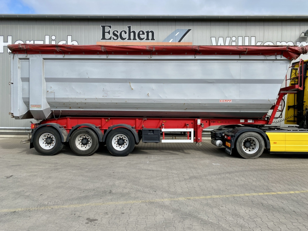 Kempf SKM 35/3 Stahlmulde - Félpótkocsi billenőplatós: 5 kép. Kempf SKM 35/3 Stahlmulde - Félpótkocsi billenőplatós: 5 kép.