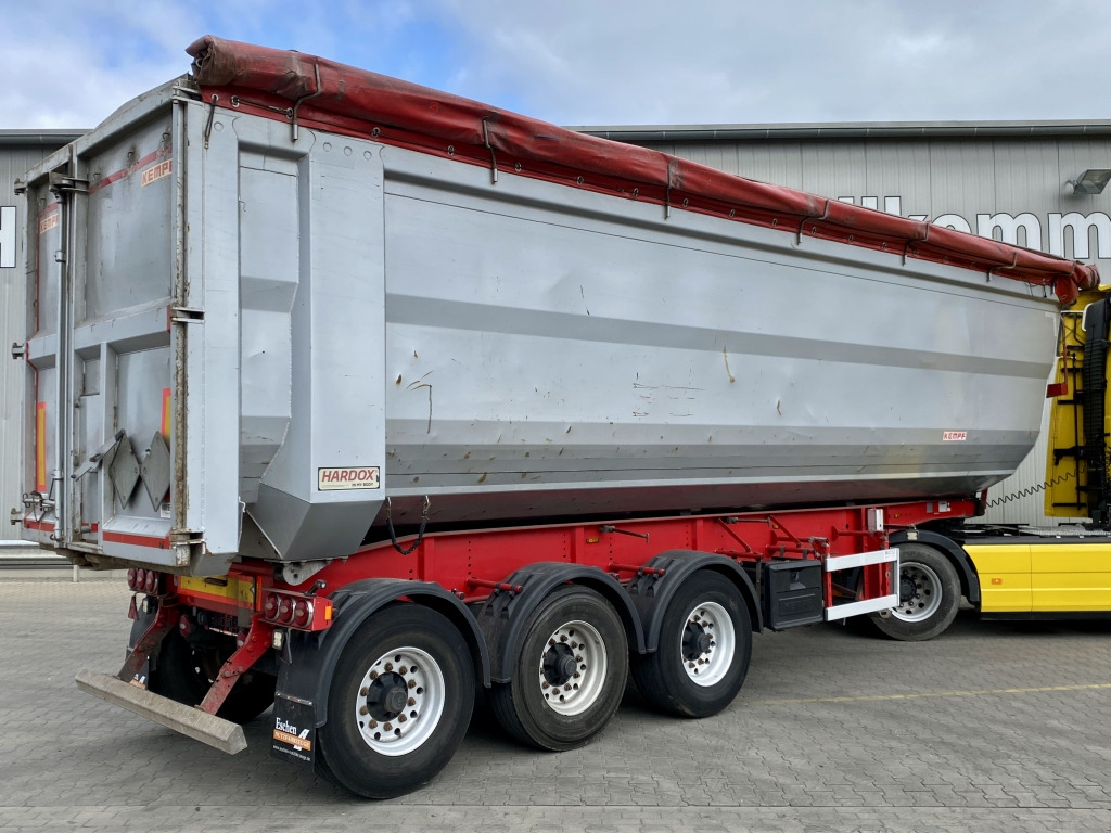 Kempf SKM 35/3 Stahlmulde - Félpótkocsi billenőplatós: 4 kép. Kempf SKM 35/3 Stahlmulde - Félpótkocsi billenőplatós: 4 kép.