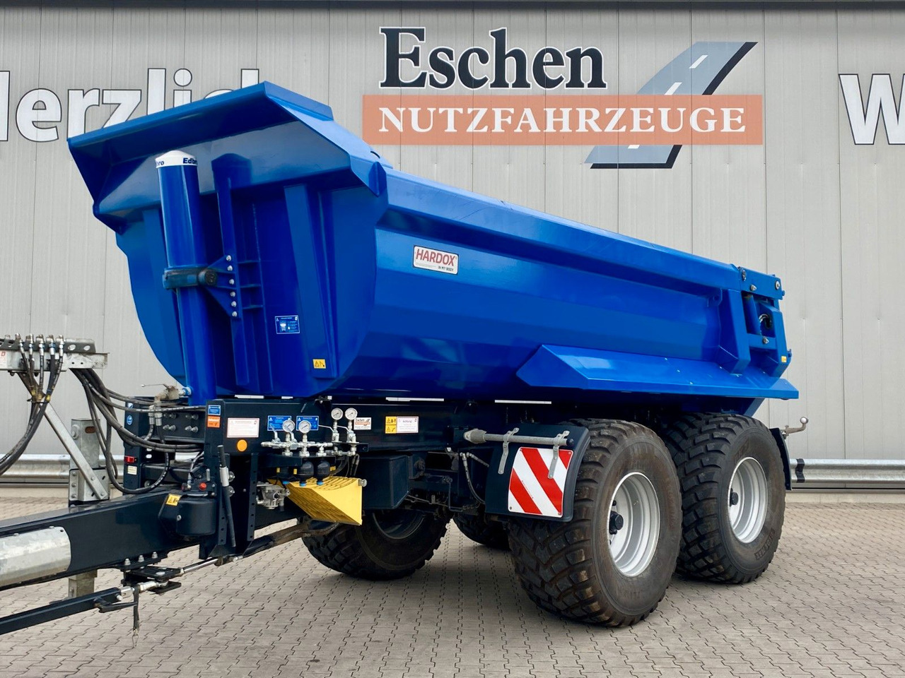 Kröger MUP 20 HP | Agroliner HARDOX 12,7m³*Lift - Pótkocsi billenőplatós: 1 kép. Kröger MUP 20 HP | Agroliner HARDOX 12,7m³*Lift - Pótkocsi billenőplatós: 1 kép.