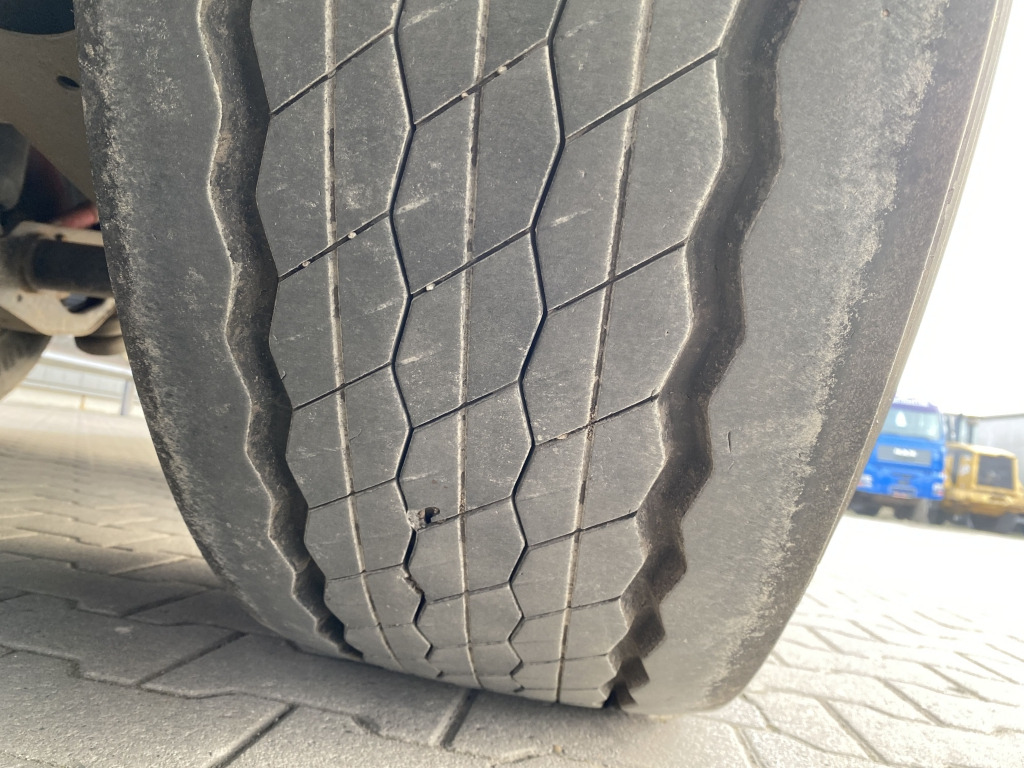 Félpótkocsi billenőplatós Langendorf Stahlmulde: 17 kép.