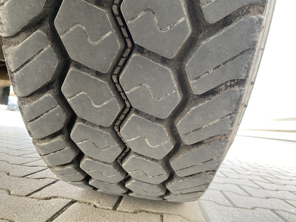 Félpótkocsi billenőplatós Langendorf Stahlmulde: 14 kép.