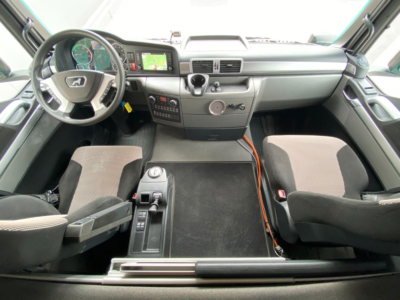 MAN 26.460 6x4|MEILLER/Bordmatik*Navi*Kommunalschild lízing MAN 26.460 6x4|MEILLER/Bordmatik*Navi*Kommunalschild: 17 kép.