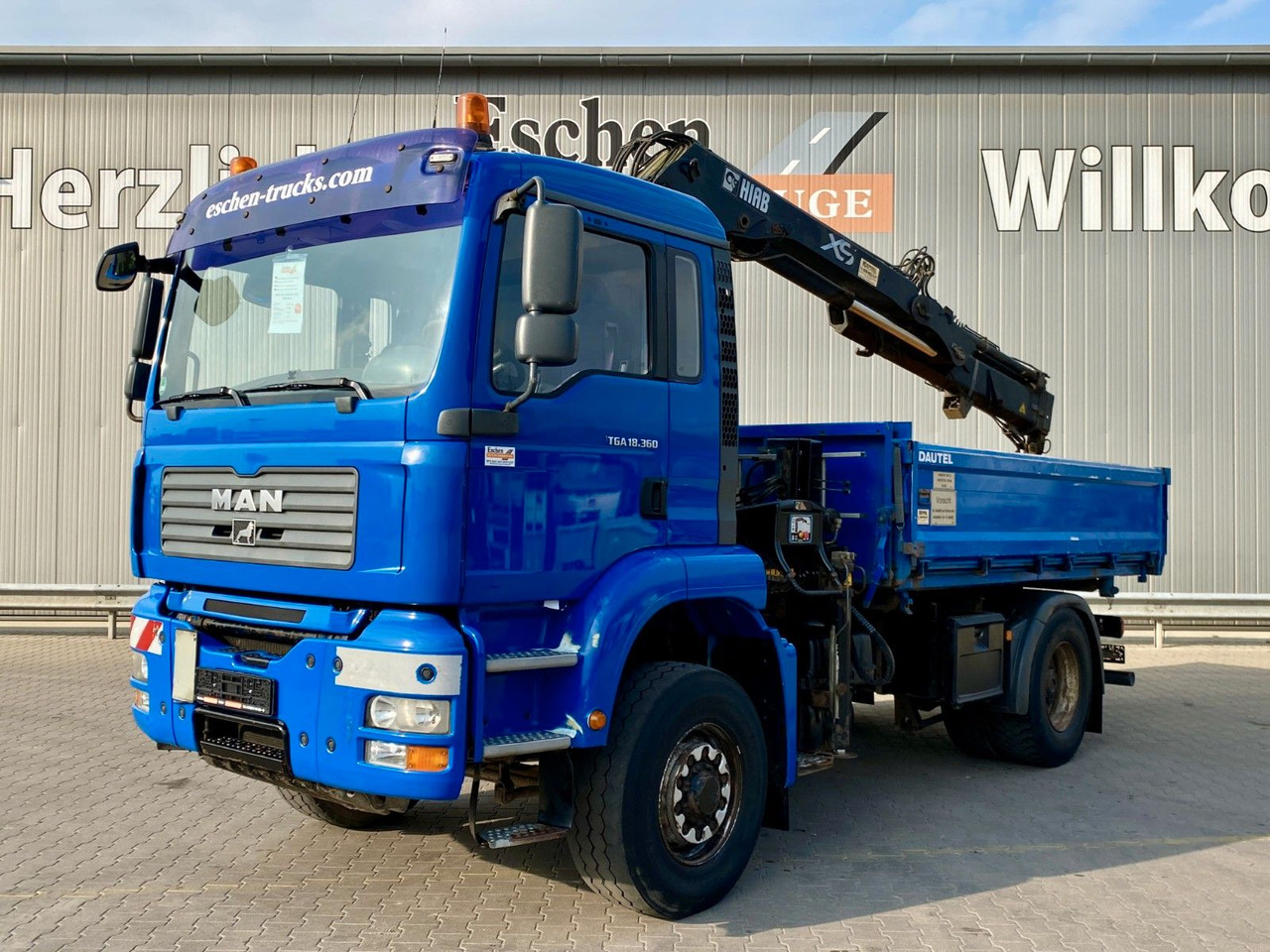 MAN TGA 18.360 4x4H BL*HIAB 122 BS-2*Dautel 3-Seiten - Billenőplatós teherautó, Darus autó: 1 kép. MAN TGA 18.360 4x4H BL*HIAB 122 BS-2*Dautel 3-Seiten - Billenőplatós teherautó, Darus autó: 1 kép.