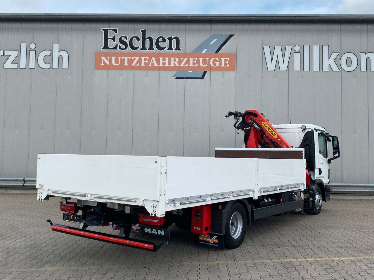 MAN TGL 12.220 | Palfinger PK 9.501*5+6. Kreis*Navi - Platós teherautó, Darus autó: 5 kép. MAN TGL 12.220 | Palfinger PK 9.501*5+6. Kreis*Navi - Platós teherautó, Darus autó: 5 kép.