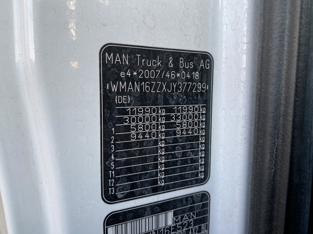 MAN TGM 12.290 4x2 BL / Palfinger LBW - Dobozos felépítményű teherautó: 4 kép. MAN TGM 12.290 4x2 BL / Palfinger LBW - Dobozos felépítményű teherautó: 4 kép.