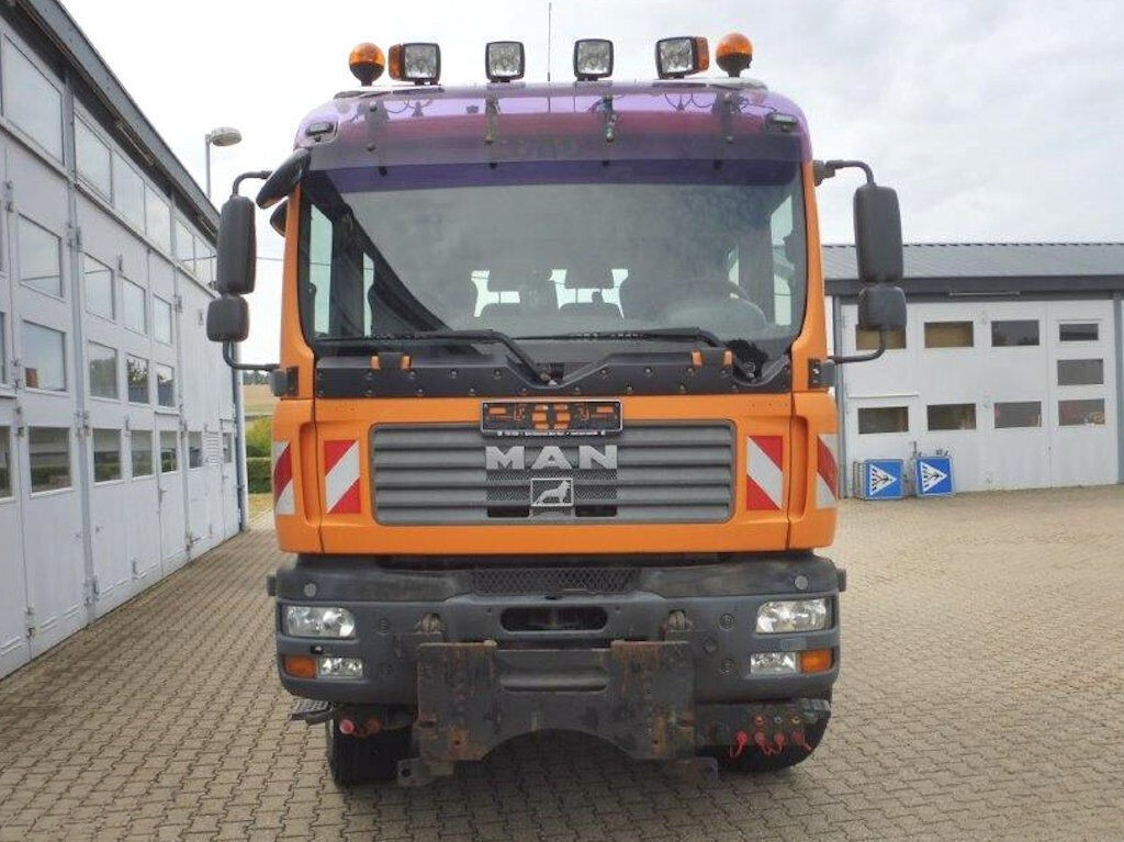 MAN TGM 13.240 4x4 BL - Billenőplatós teherautó: 4 kép. MAN TGM 13.240 4x4 BL - Billenőplatós teherautó: 4 kép.