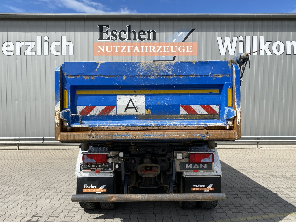MAN TGS 26.400 6x4 BL - Billenőplatós teherautó: 5 kép. MAN TGS 26.400 6x4 BL - Billenőplatós teherautó: 5 kép.