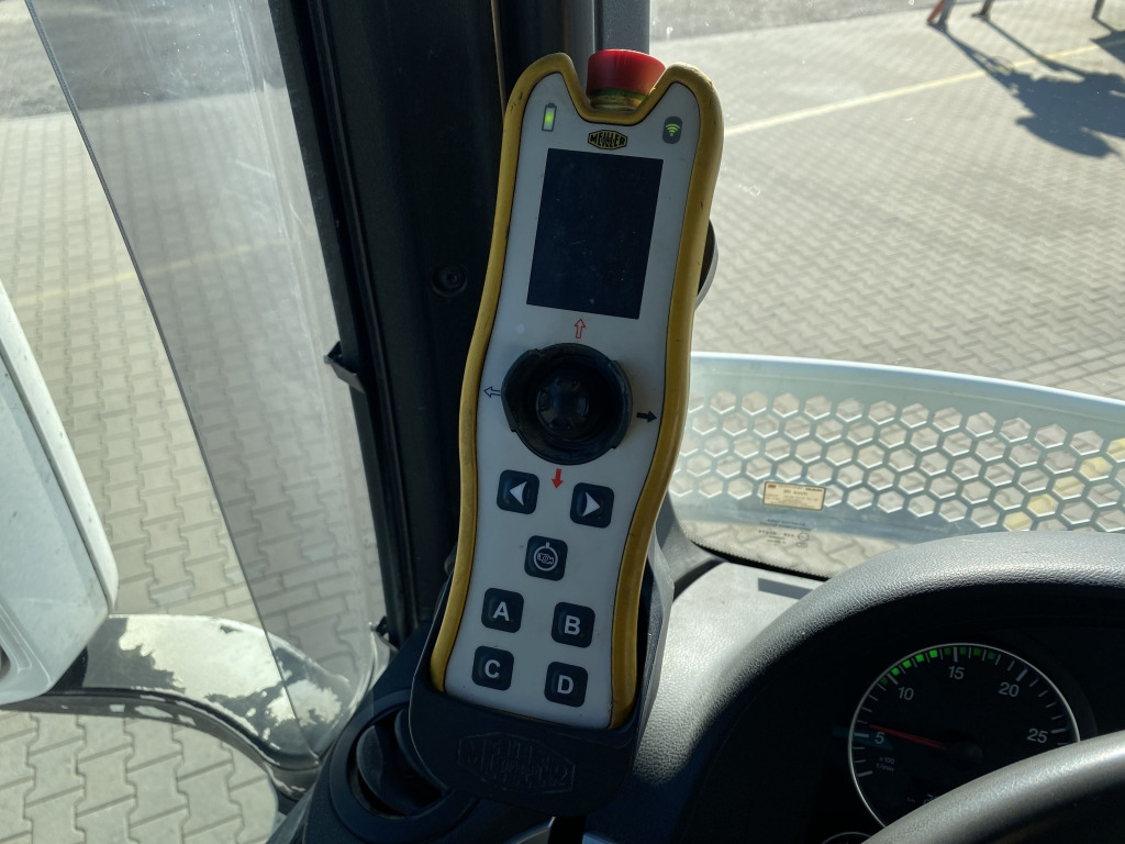 MAN TGS 26.430 6x2/4 BL - Konténerszállító: 1 kép. MAN TGS 26.430 6x2/4 BL - Konténerszállító: 1 kép.