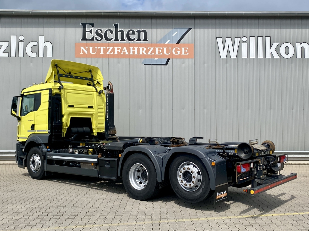 MAN TGS 26.470 6x2-4 BL - Horgos rakodó teherautó: 4 kép. MAN TGS 26.470 6x2-4 BL - Horgos rakodó teherautó: 4 kép.