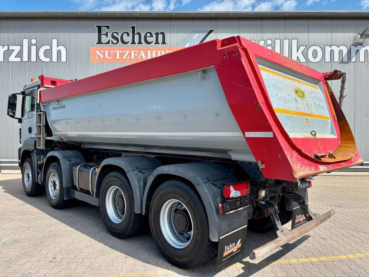 MAN TGS 35.420 8x4 BL | MEILLER*Rollplane*Navi*Klima - Billenőplatós teherautó: 4 kép. MAN TGS 35.420 8x4 BL | MEILLER*Rollplane*Navi*Klima - Billenőplatós teherautó: 4 kép.