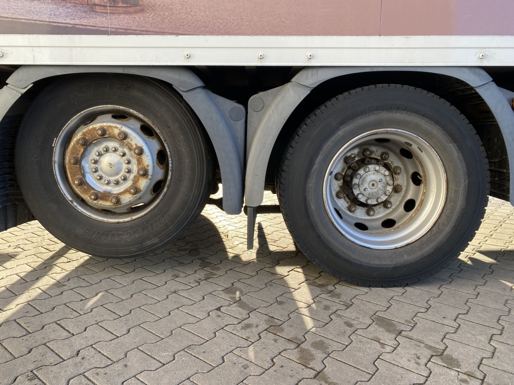 MAN TGX 26.400 6x2-2 LL / MBB-LBW - Dobozos felépítményű teherautó: 5 kép. MAN TGX 26.400 6x2-2 LL / MBB-LBW - Dobozos felépítményű teherautó: 5 kép.