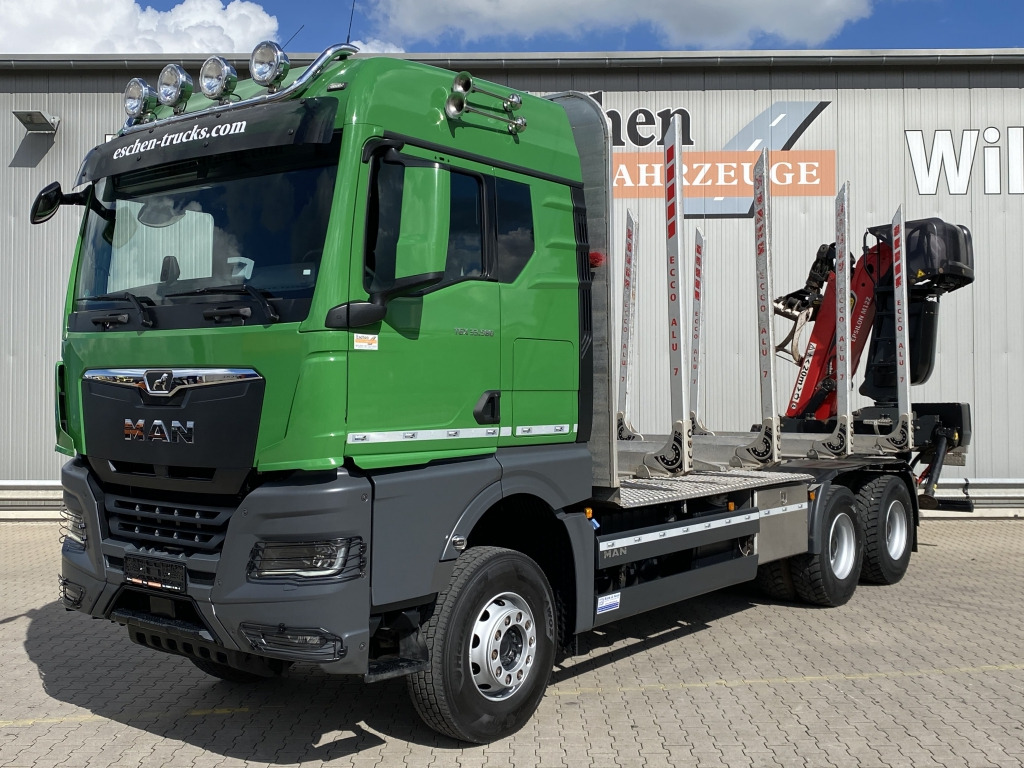 MAN TGX 33.580 6x4 BB Kurzholzaufbau / Kran - Rönkszállító teherautó, Darus autó: 1 kép. MAN TGX 33.580 6x4 BB Kurzholzaufbau / Kran - Rönkszállító teherautó, Darus autó: 1 kép.