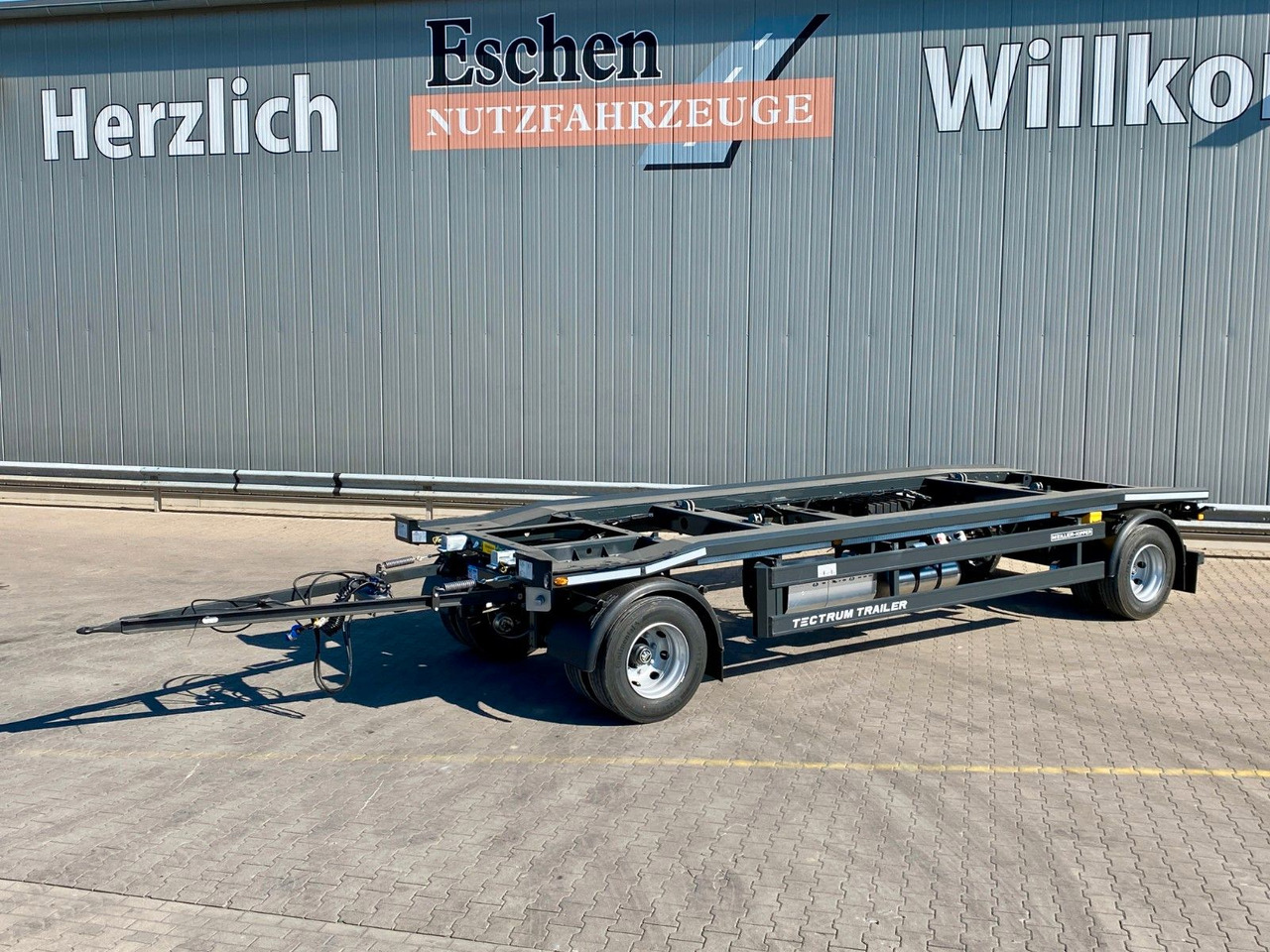 Meiller MG 18 ZO 5,4 NEU*Rückfahrkamera*Werkzeugkasten Meiller MG 18 ZO 5,4 | NEU*Rückfahrkamera*Werkzeugkasten - Multiliftes/ Konténerszállító pótkocsi: 1 kép. Meiller MG 18 ZO 5,4 NEU*Rückfahrkamera*Werkzeugkasten Meiller MG 18 ZO 5,4 | NEU*Rückfahrkamera*Werkzeugkasten - Multiliftes/ Konténerszállító pótkocsi: 1 kép.
