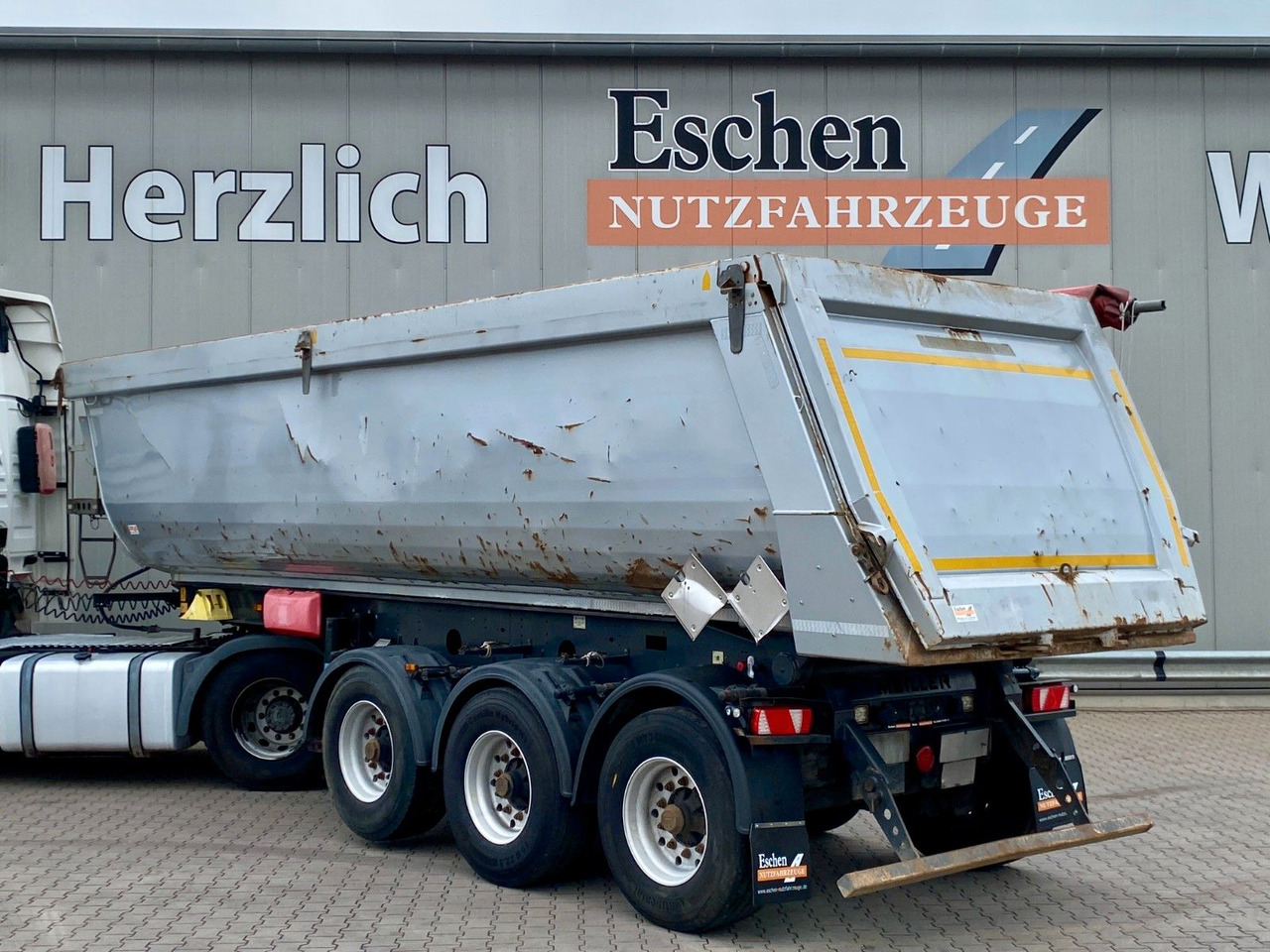 Meiller MHPS 12/27 KISA 3 | Stahl 28m³*Smart-Board*Lift - Félpótkocsi billenőplatós: 3 kép. Meiller MHPS 12/27 KISA 3 | Stahl 28m³*Smart-Board*Lift - Félpótkocsi billenőplatós: 3 kép.