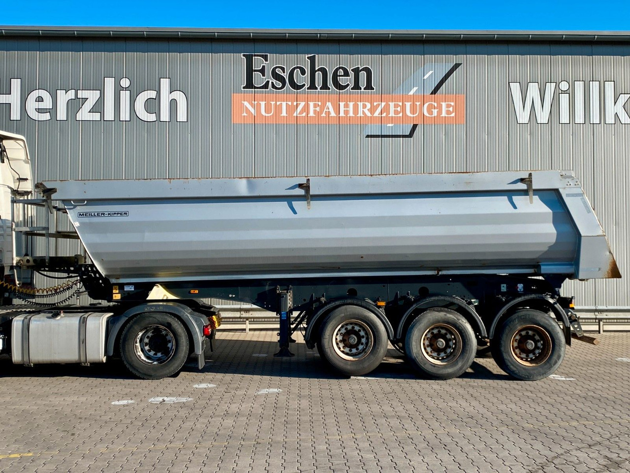 Meiller MHPS 44/3-S | Stahl 25m³*Luft-Lift*Plane*EBS*BPW - Félpótkocsi billenőplatós: 2 kép. Meiller MHPS 44/3-S | Stahl 25m³*Luft-Lift*Plane*EBS*BPW - Félpótkocsi billenőplatós: 2 kép.