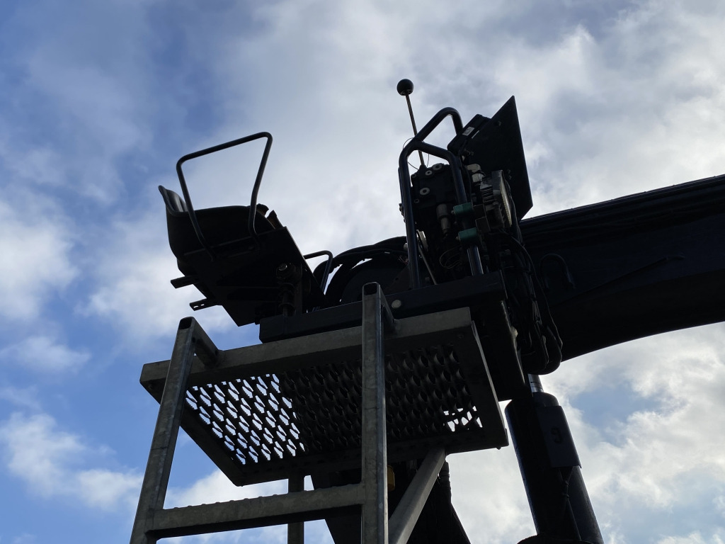 Mercedes-Benz 2545 L 6x2 Arocs / HIAB 177 K Pro Kran - Platós teherautó, Darus autó: 3 kép. Mercedes-Benz 2545 L 6x2 Arocs / HIAB 177 K Pro Kran - Platós teherautó, Darus autó: 3 kép.