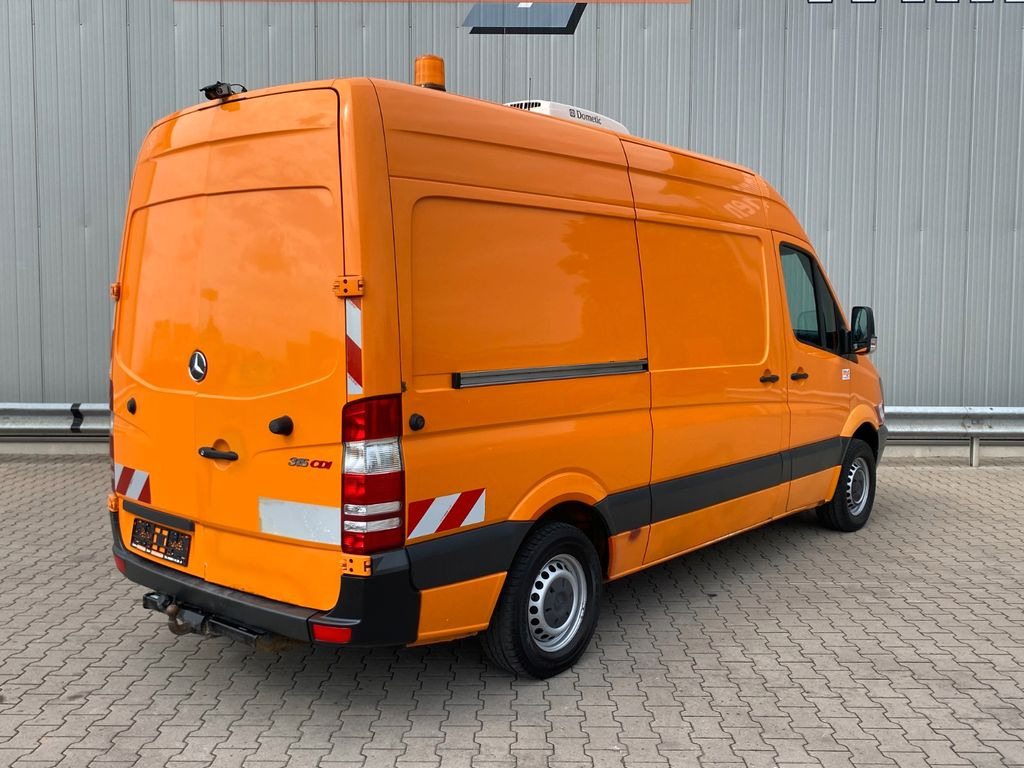 Mercedes-Benz 315 CDI Kamerawagen| PC-Setup*Standklima*RFK*AHK - Furgon: 5 kép. Mercedes-Benz 315 CDI Kamerawagen| PC-Setup*Standklima*RFK*AHK - Furgon: 5 kép.