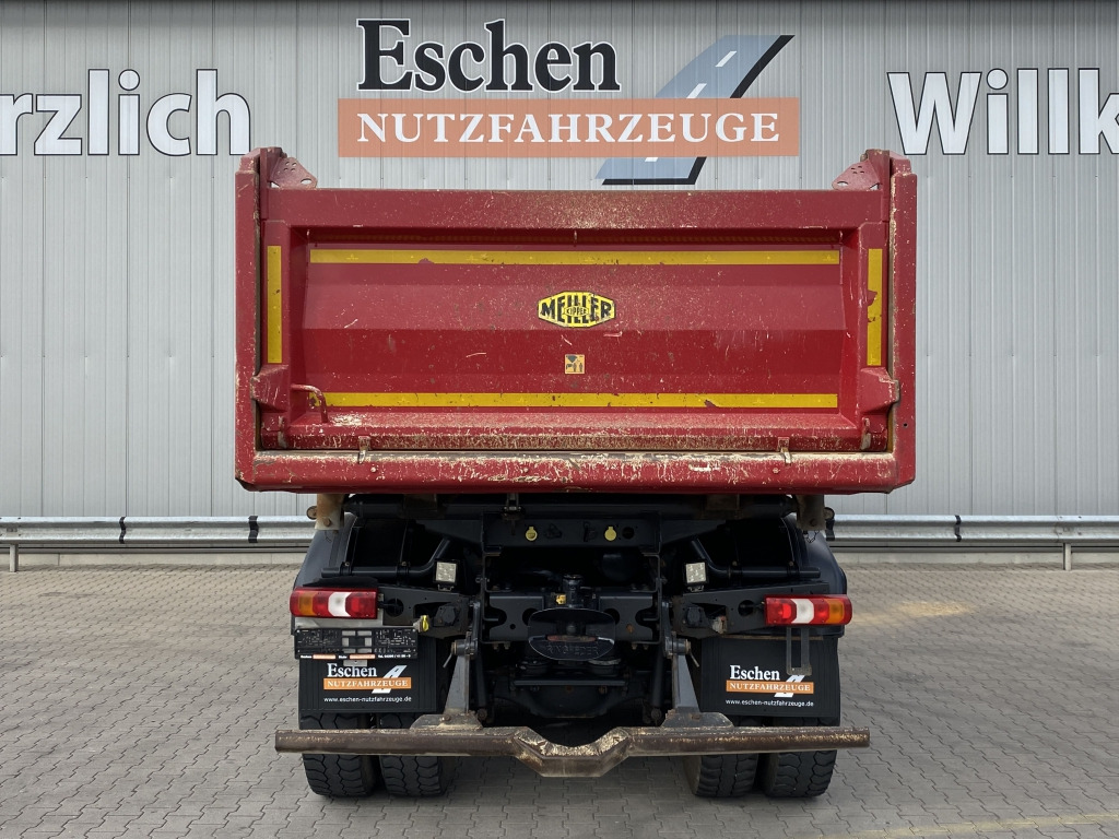 Mercedes-Benz 3345 6x6 - Billenőplatós teherautó: 5 kép. Mercedes-Benz 3345 6x6 - Billenőplatós teherautó: 5 kép.