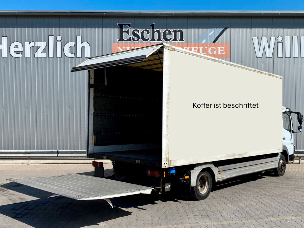 Mercedes-Benz 818 Atego | MBB LBW 1,00to.*3x Sitze*AHK*Teppich - Dobozos kisteherautó: 5 kép. Mercedes-Benz 818 Atego | MBB LBW 1,00to.*3x Sitze*AHK*Teppich - Dobozos kisteherautó: 5 kép.