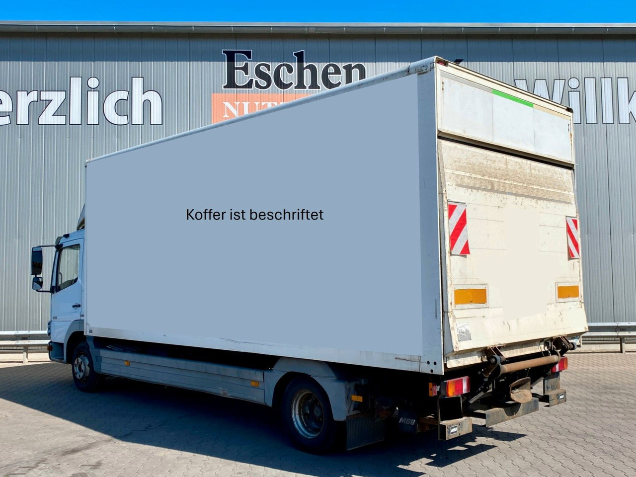 Mercedes-Benz 818 Atego | MBB LBW 1,00to.*3x Sitze*AHK*Teppich - Dobozos kisteherautó: 3 kép. Mercedes-Benz 818 Atego | MBB LBW 1,00to.*3x Sitze*AHK*Teppich - Dobozos kisteherautó: 3 kép.