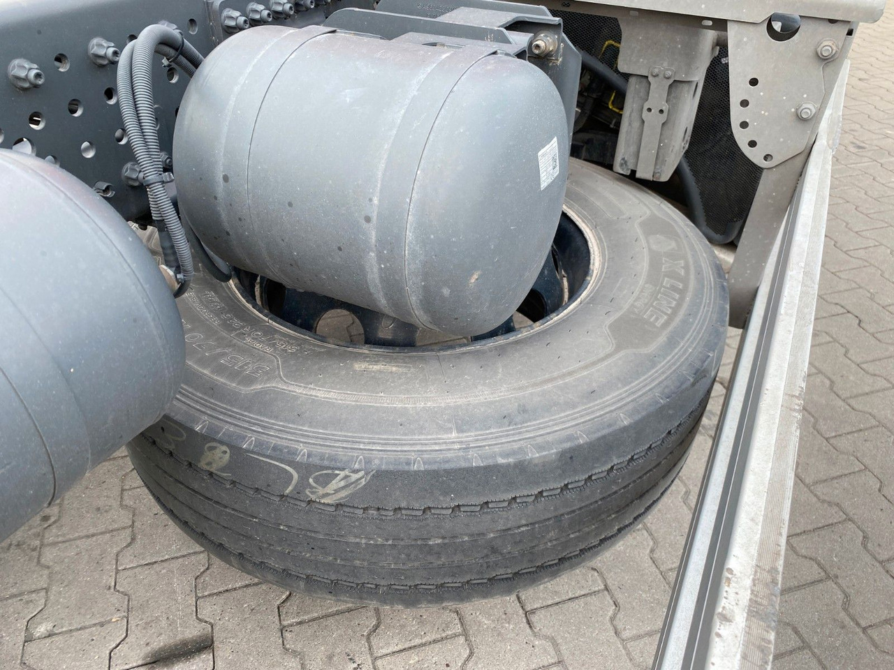 Mercedes-Benz Actros 2546 LL 6x2 | SDG-Multi*Retarder*Navi*AHK - Cserefelépítményes teherautó: 5 kép. Mercedes-Benz Actros 2546 LL 6x2 | SDG-Multi*Retarder*Navi*AHK - Cserefelépítményes teherautó: 5 kép.