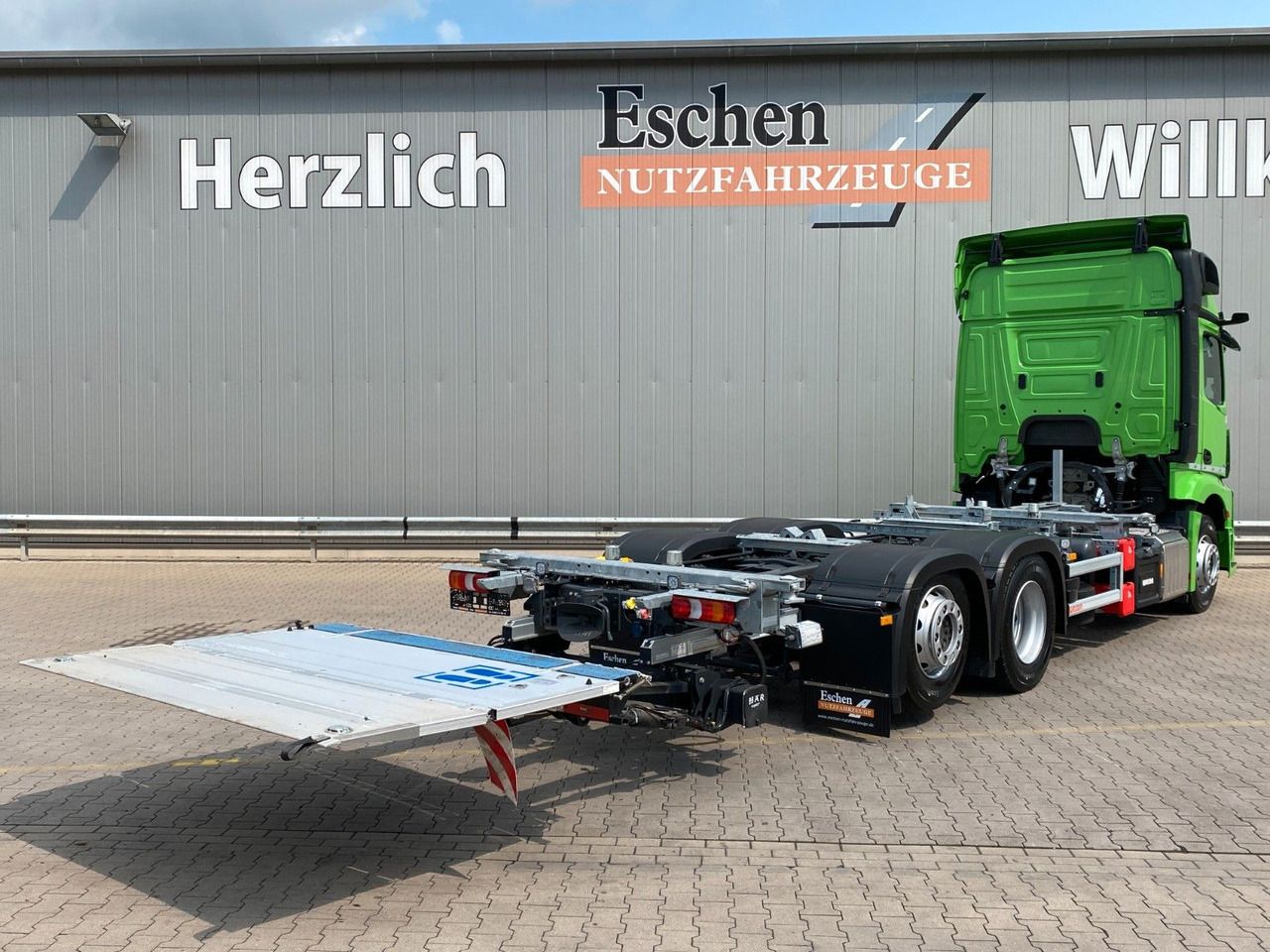 Mercedes-Benz Actros MP5 2542 L BDF | Lift/Lenk*LBW*MirrorCam - Cserefelépítményes teherautó: 5 kép. Mercedes-Benz Actros MP5 2542 L BDF | Lift/Lenk*LBW*MirrorCam - Cserefelépítményes teherautó: 5 kép.
