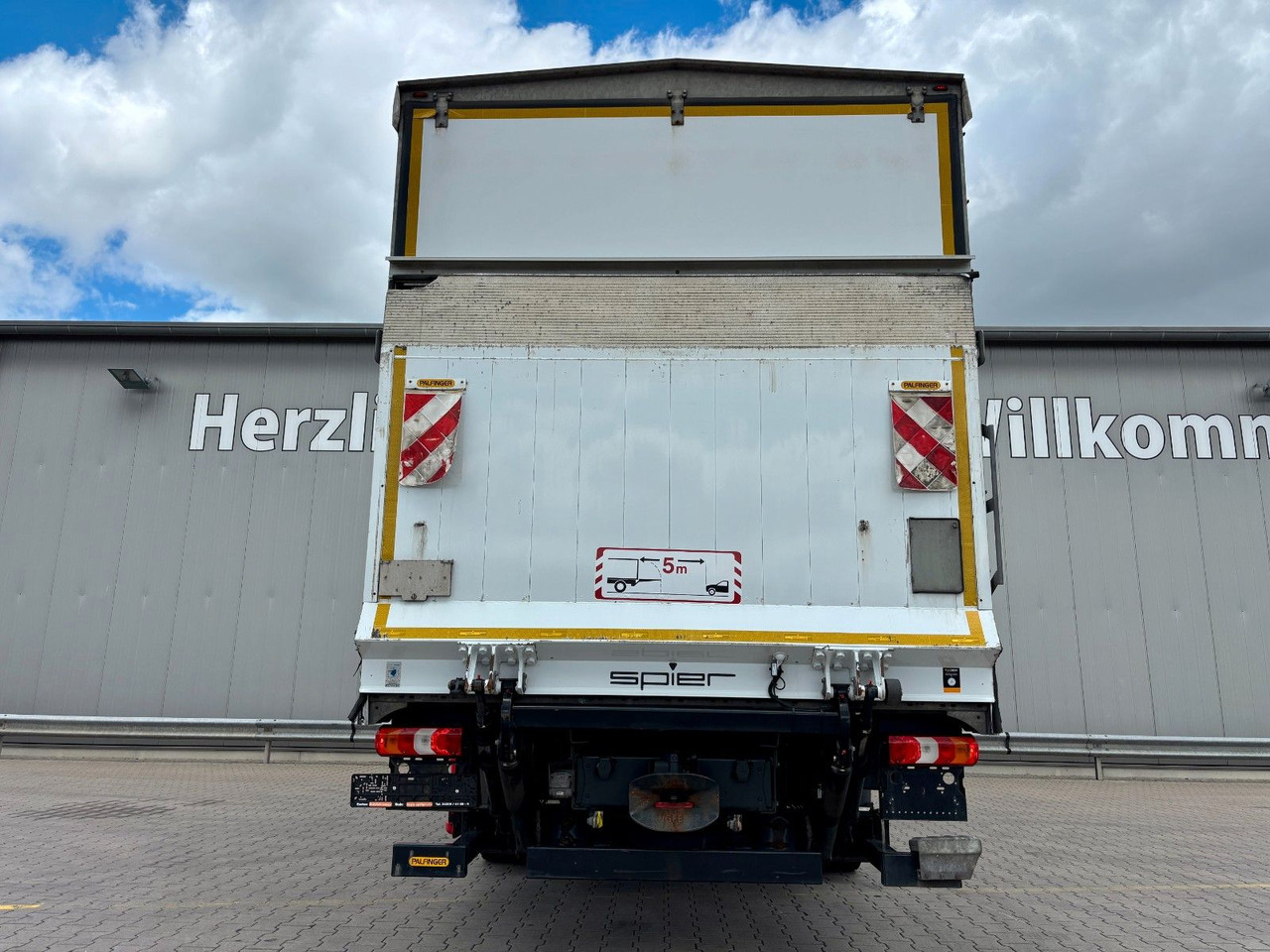 Mercedes-Benz Atego 1624 I 2,66m Höhe*Pritsche*Plane*LBW*AHK - Ponyvás teherautó: 4 kép. Mercedes-Benz Atego 1624 I 2,66m Höhe*Pritsche*Plane*LBW*AHK - Ponyvás teherautó: 4 kép.