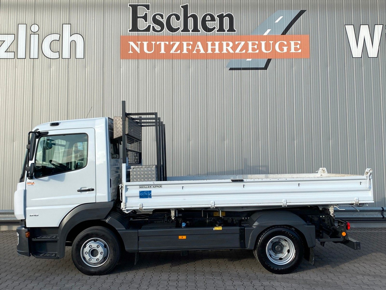 Mercedes-Benz Atego NEW 816 K MEILLER-3-S-Kipper*Klima*3 Sitze - Billenőplatós teherautó: 3 kép. Mercedes-Benz Atego NEW 816 K MEILLER-3-S-Kipper*Klima*3 Sitze - Billenőplatós teherautó: 3 kép.