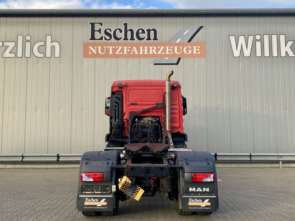 MAN 18.440 4x4 H BLS - Nyergesvontató: 4 kép. MAN 18.440 4x4 H BLS - Nyergesvontató: 4 kép.