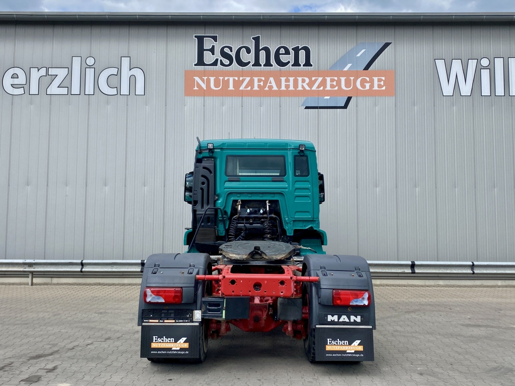 MAN TGS 18.460 4x4 H BLS - Nyergesvontató: 4 kép. MAN TGS 18.460 4x4 H BLS - Nyergesvontató: 4 kép.