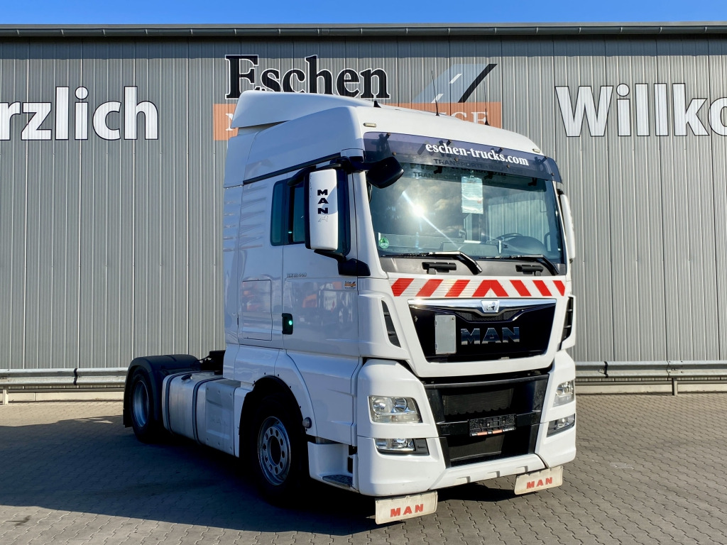 Nyergesvontató MAN TGX 18.440 4x2 BLS: 7 kép.