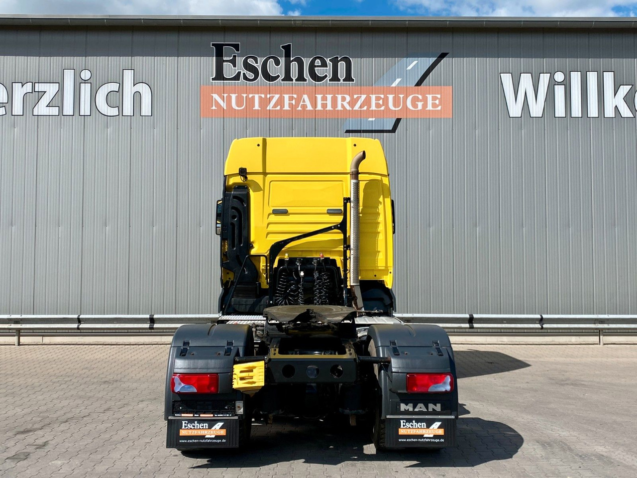 MAN TGX 18.440 4x4 HYDRO | XLX*2x Hydraulik*Retarder - Nyergesvontató: 4 kép. MAN TGX 18.440 4x4 HYDRO | XLX*2x Hydraulik*Retarder - Nyergesvontató: 4 kép.