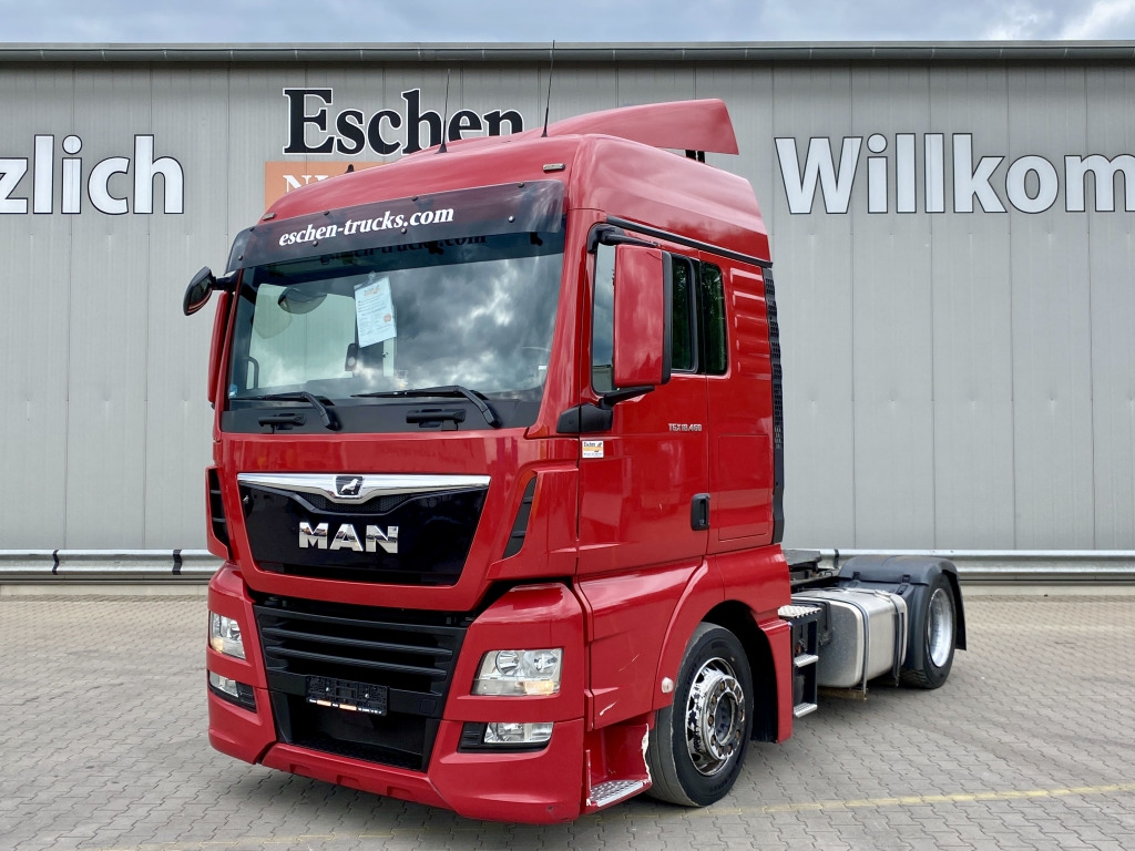 MAN TGX 18.460 4x2 LLS-U - Nyergesvontató: 1 kép. MAN TGX 18.460 4x2 LLS-U - Nyergesvontató: 1 kép.