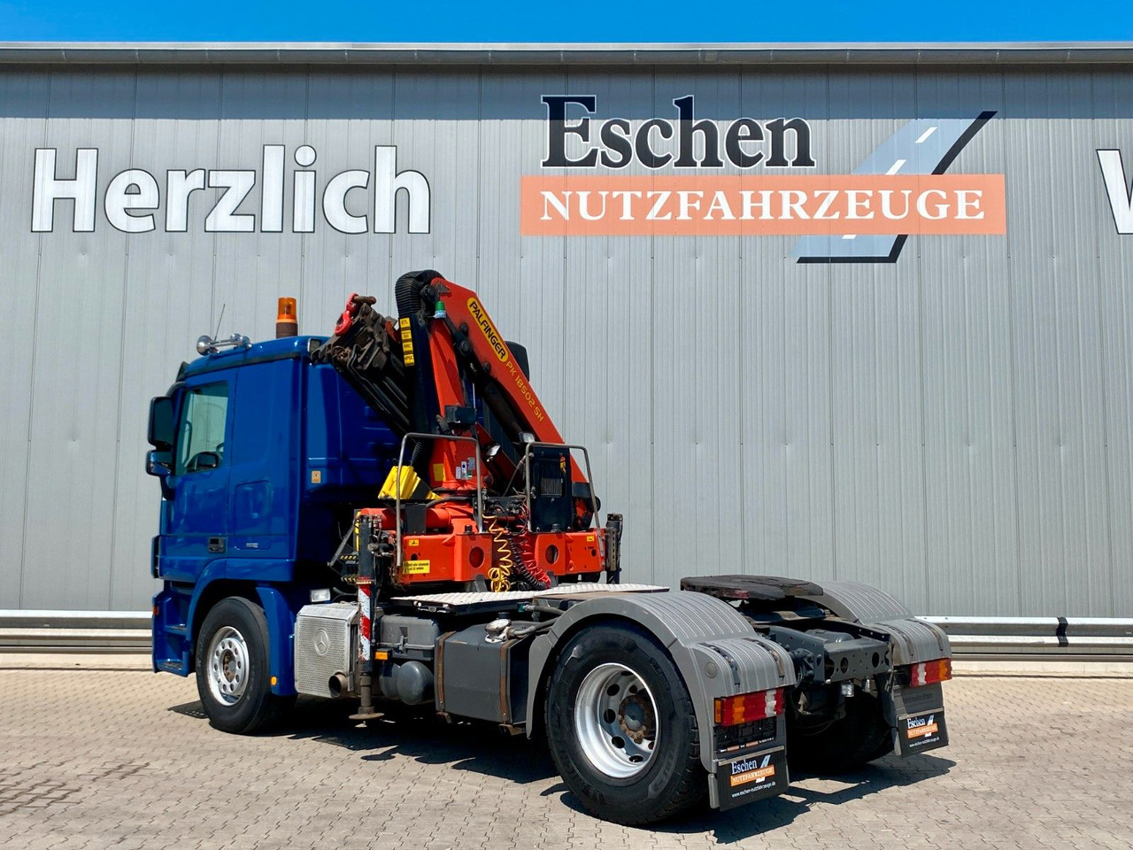 Mercedes-Benz 1841 Actros MP3 | PK 18502*Funk&Flur*Klima*1.Hd - Nyergesvontató: 4 kép. Mercedes-Benz 1841 Actros MP3 | PK 18502*Funk&Flur*Klima*1.Hd - Nyergesvontató: 4 kép.