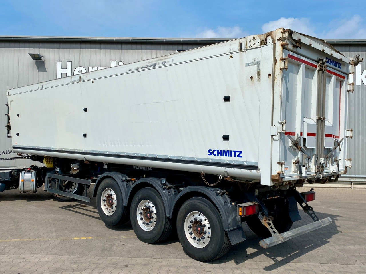 Schmitz Cargobull SGF S3| ALU 44m³*Getreideschieber*Lift*Rollplane - Félpótkocsi billenőplatós: 3 kép. Schmitz Cargobull SGF S3| ALU 44m³*Getreideschieber*Lift*Rollplane - Félpótkocsi billenőplatós: 3 kép.