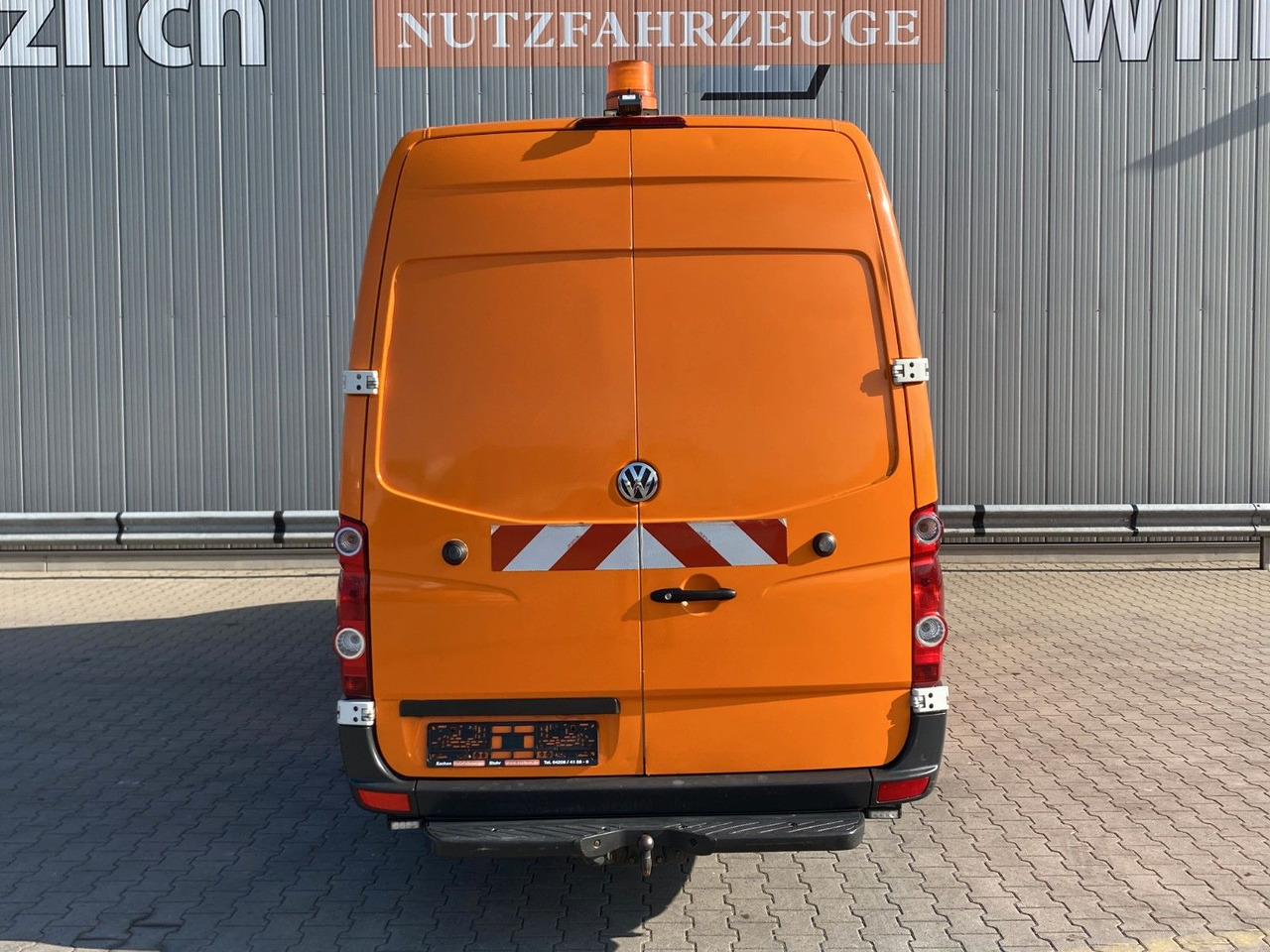 Volkswagen Crafter Kamerawagen |PC-Setup*Standklima*RFK*AHK - Kisbusz: 4 kép. Volkswagen Crafter Kamerawagen |PC-Setup*Standklima*RFK*AHK - Kisbusz: 4 kép.